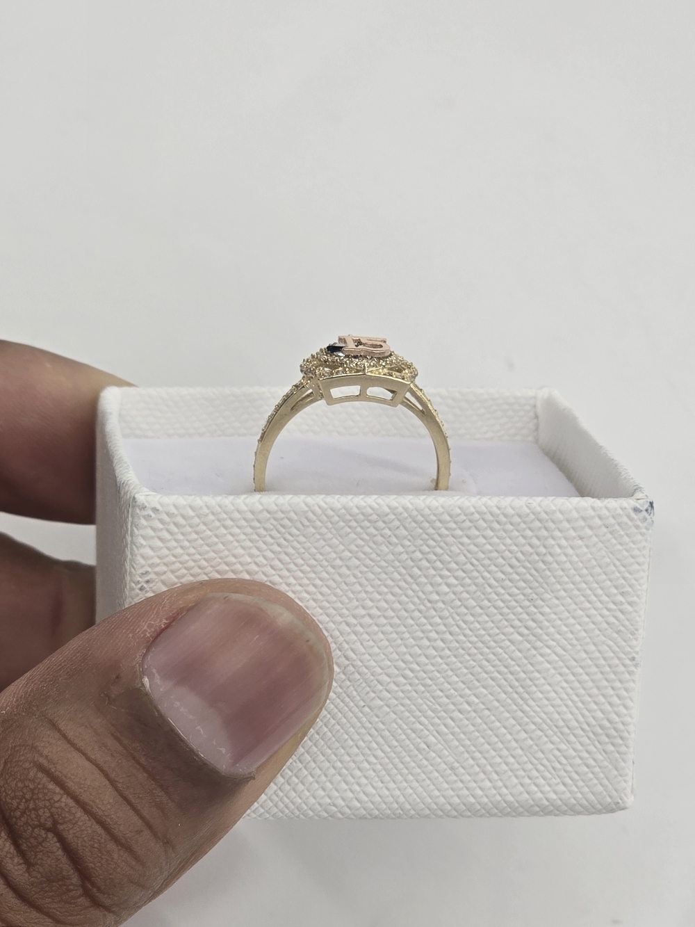 15 Crown Ring in Gold with Clear Stones - Women's Jewelry - Picture 8 of 8